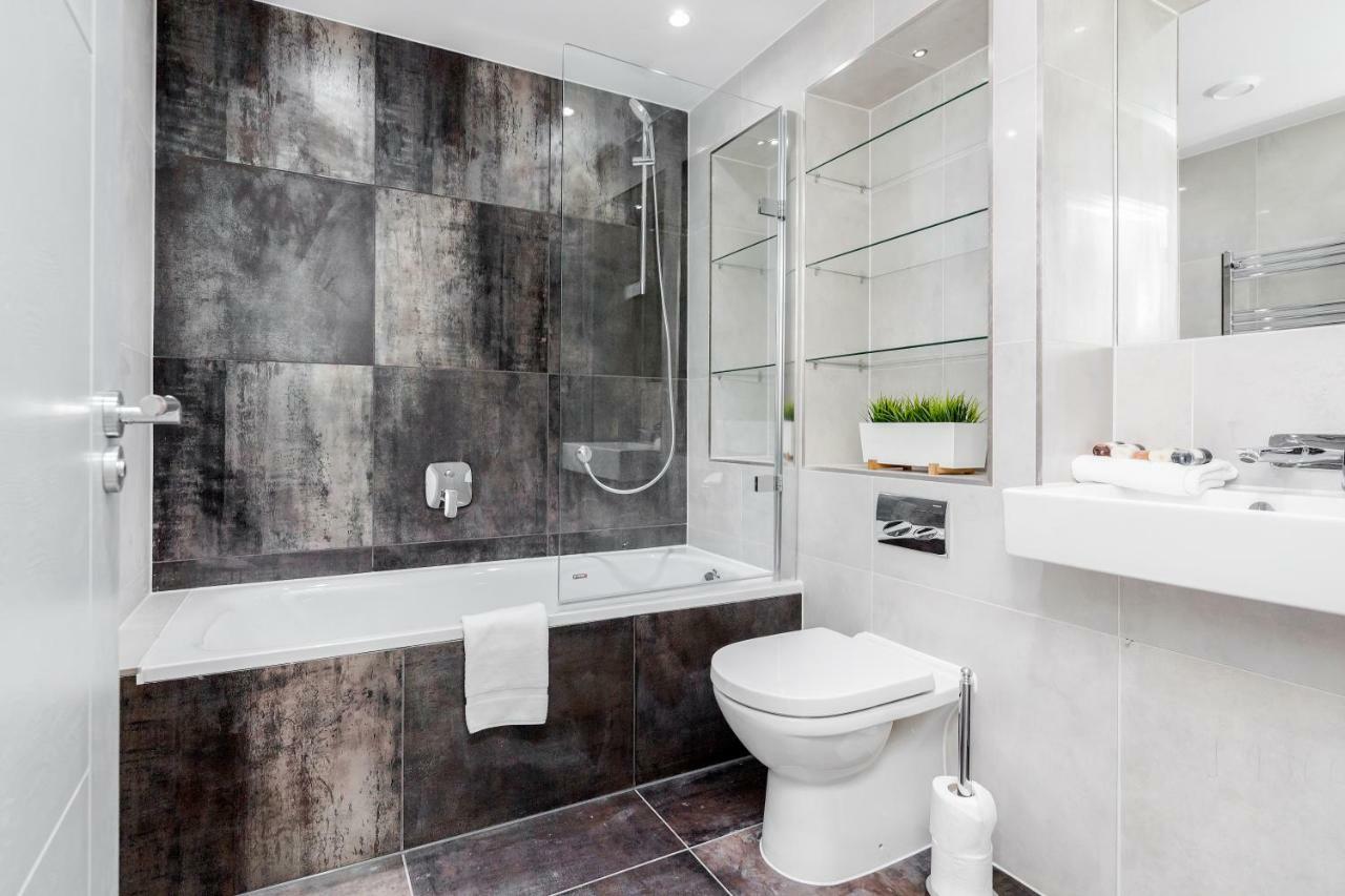 Roomspace Serviced Apartments- Walpole Court Илинг Экстерьер фото