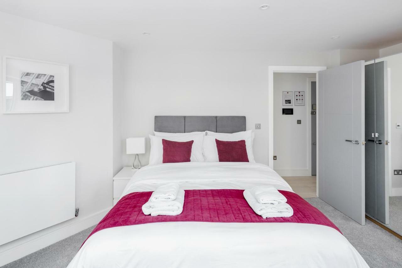 Roomspace Serviced Apartments- Walpole Court Илинг Экстерьер фото